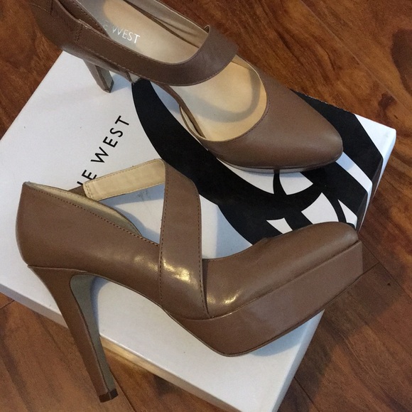 Nine West Heels - Picture 2 of 3